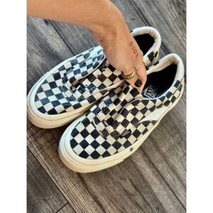 Vans Acer Ni Women’s Size 6.5 (fits more like 6) Retail $90 Reselling for More